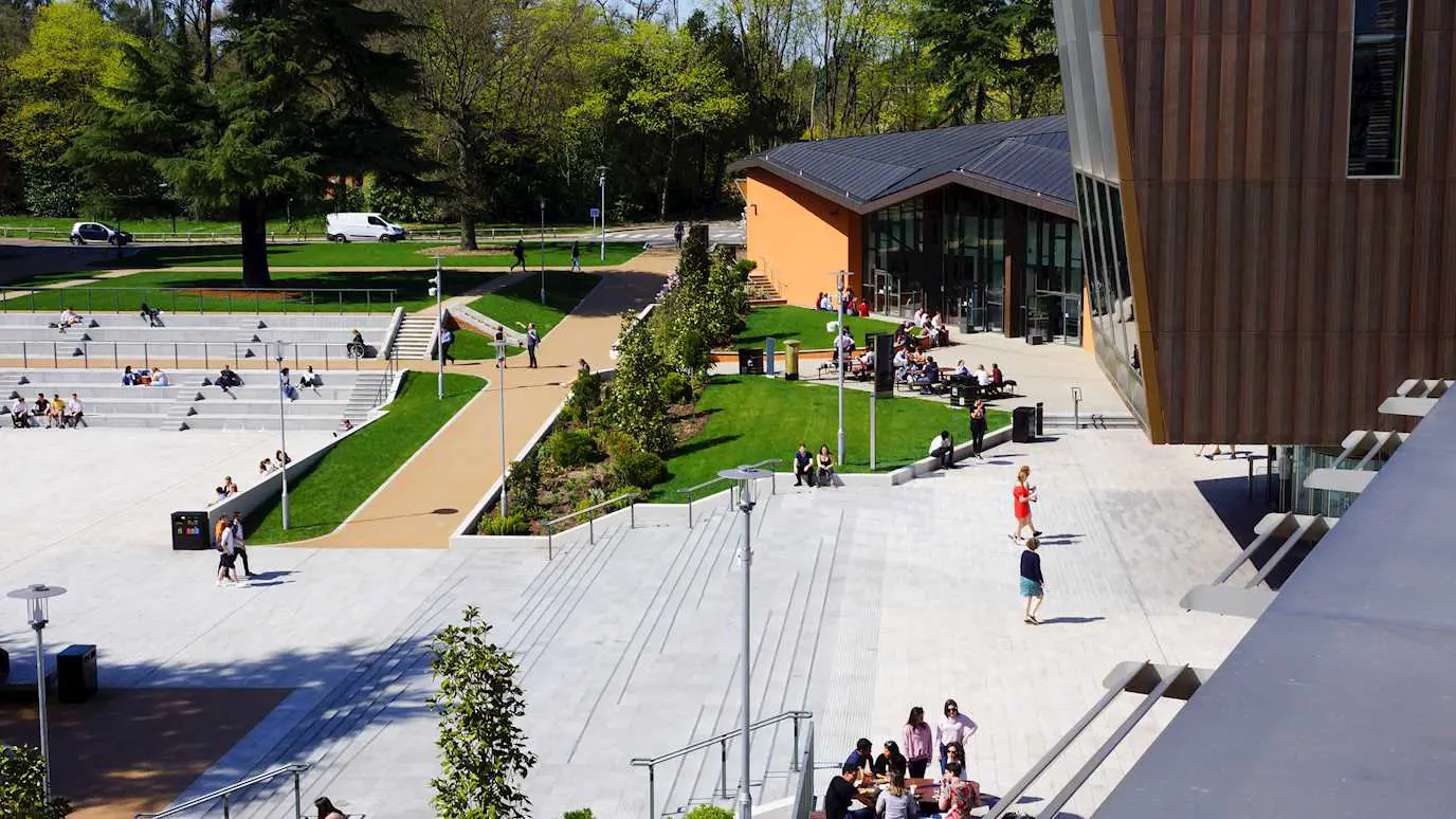 sunny-founders-square-6-of-6